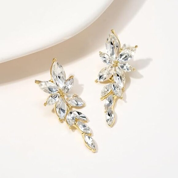 Neiman Marcus Rhinestone Drop Marquise Cubic Zirconia Bridal Earrings - Picture 3 of 4